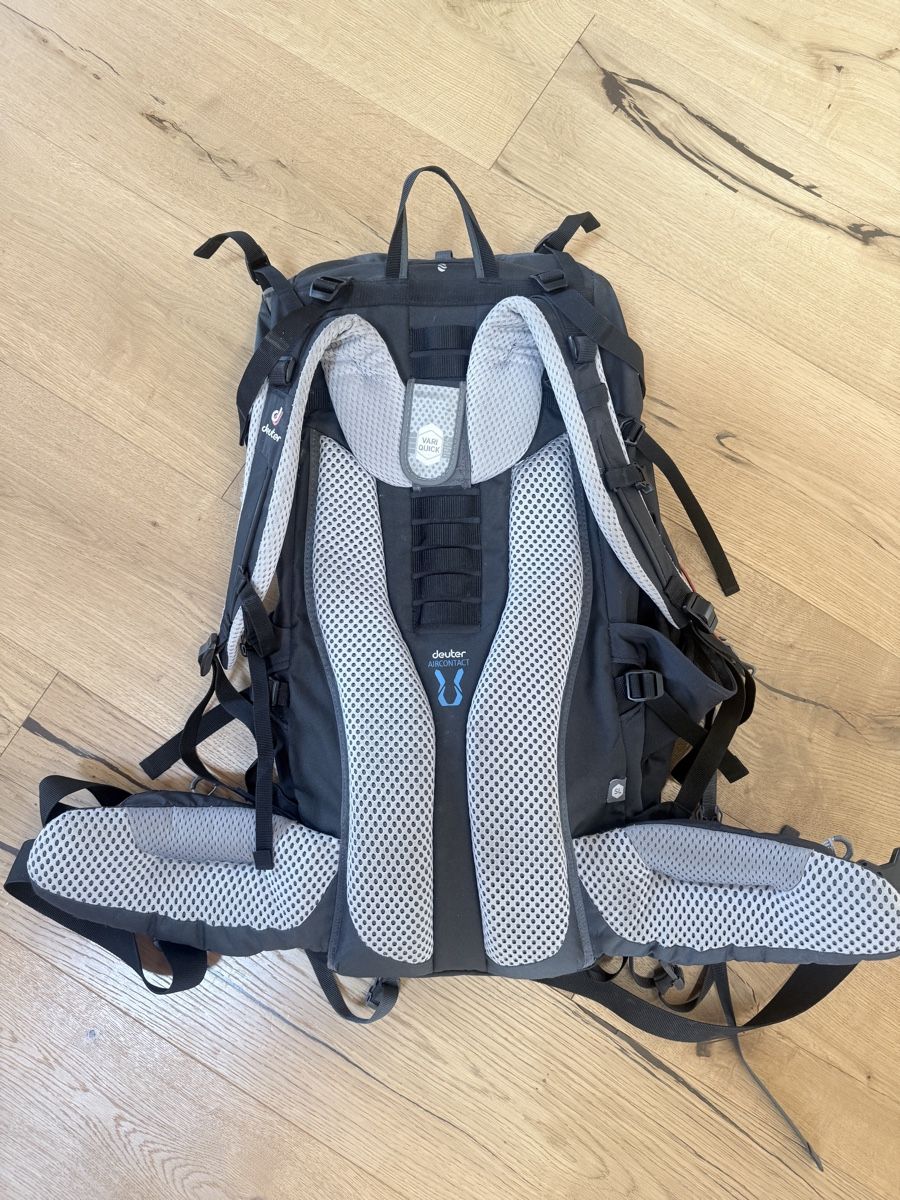 Deuter Rucksäcke: Deuter Rucksack 60+10 Aircontact – Gebraucht aus Boltigen von evelyne.bieri20